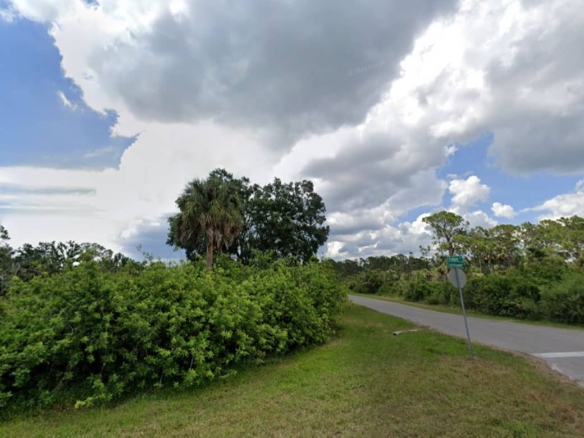 FL-Charlotte-402108301012